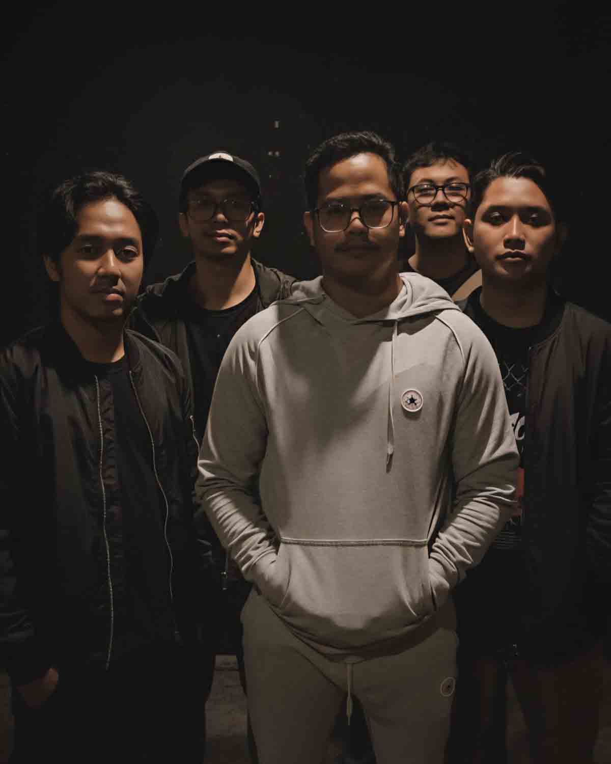 WETHEFEELINGS Rilis EP Perdana “PHASE”: Emo, Kedewasaan, dan Kegelisahan yang Tak Pernah Padam