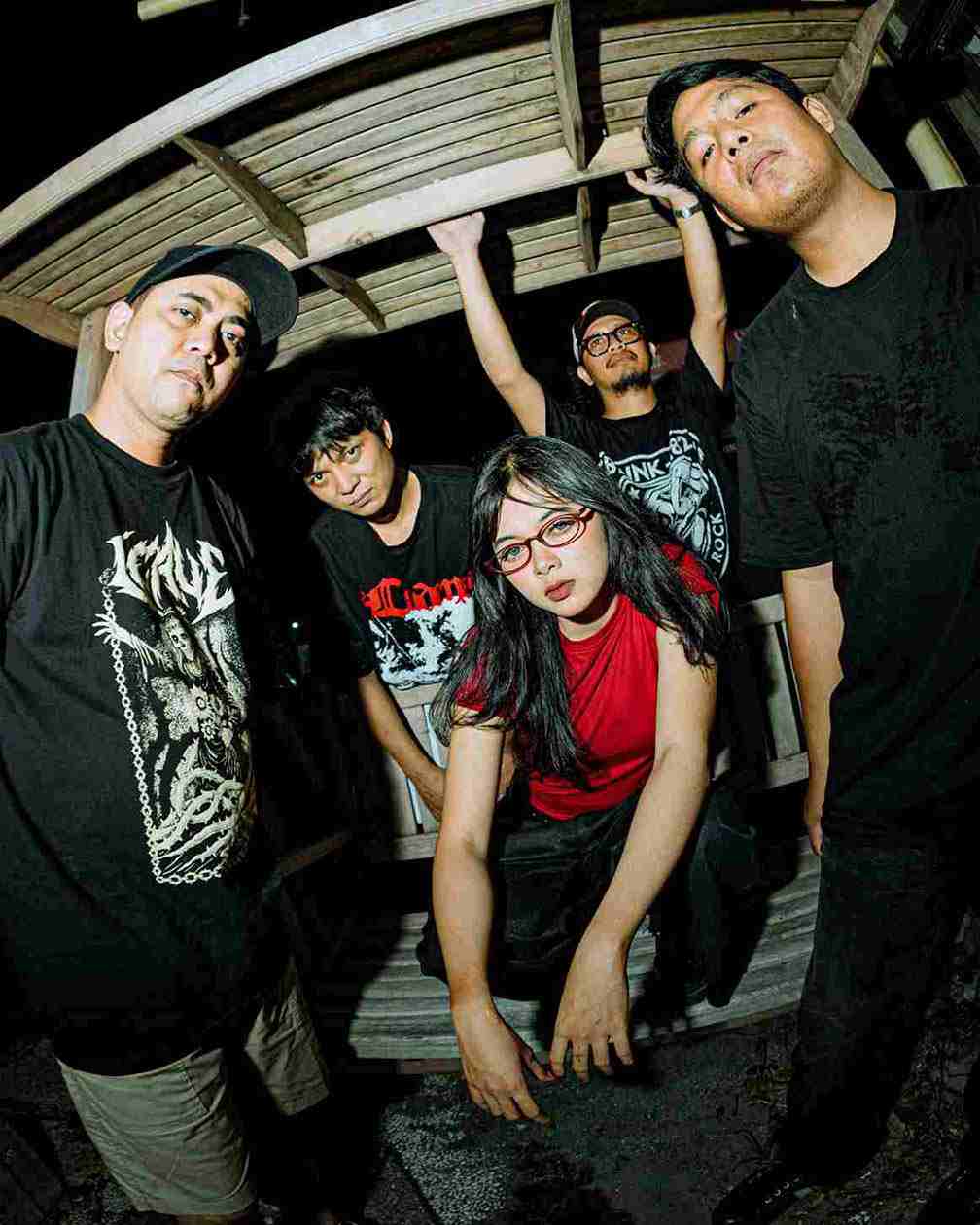 Tunebridge Rilis EP “Between Us & Them”, Potret Hubungan, Kehilangan, dan Harapan dalam Balutan Pop Punk Emosional