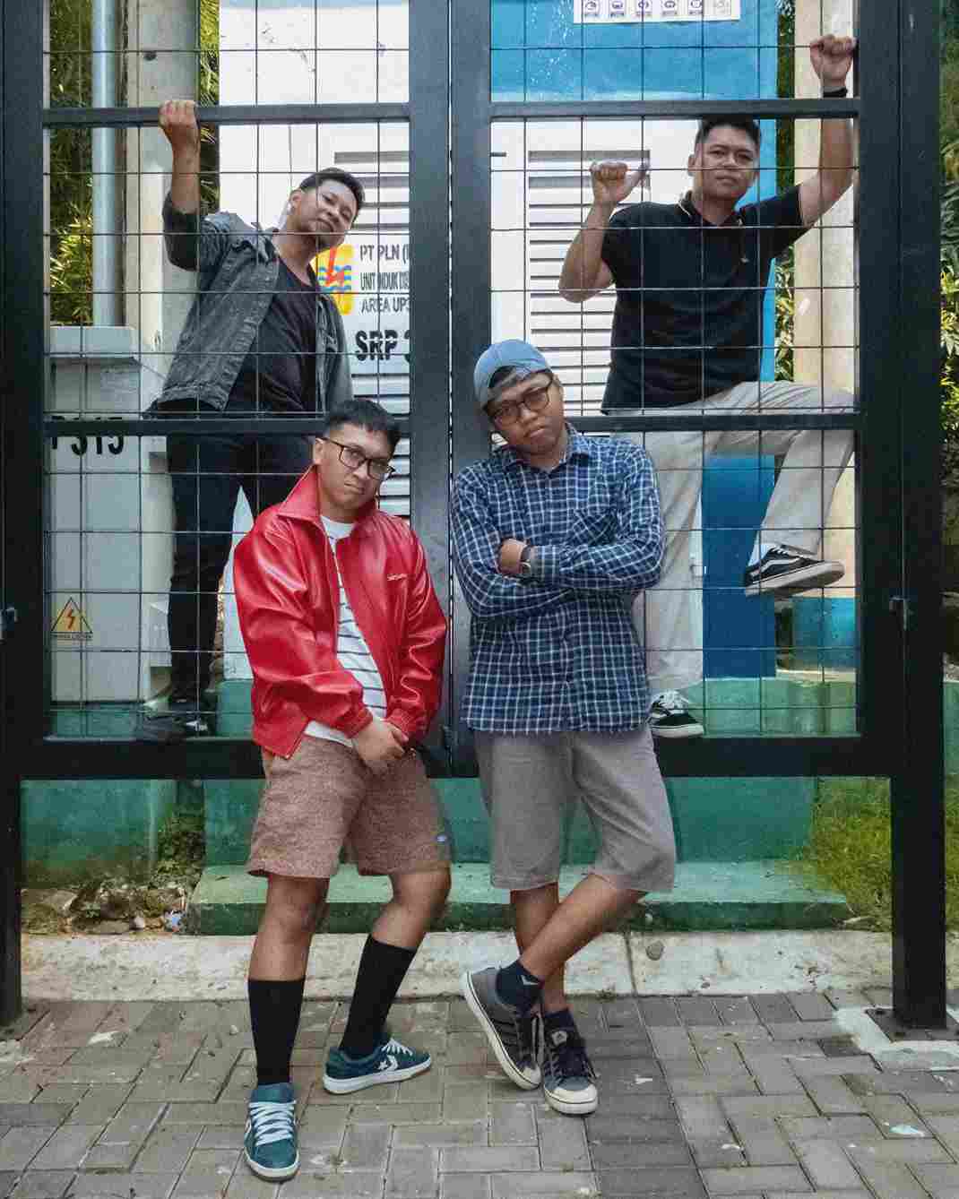 Masked Monday Suguhkan Sisi Hangat Pop-Punk Lewat “Punk & Pelukan”