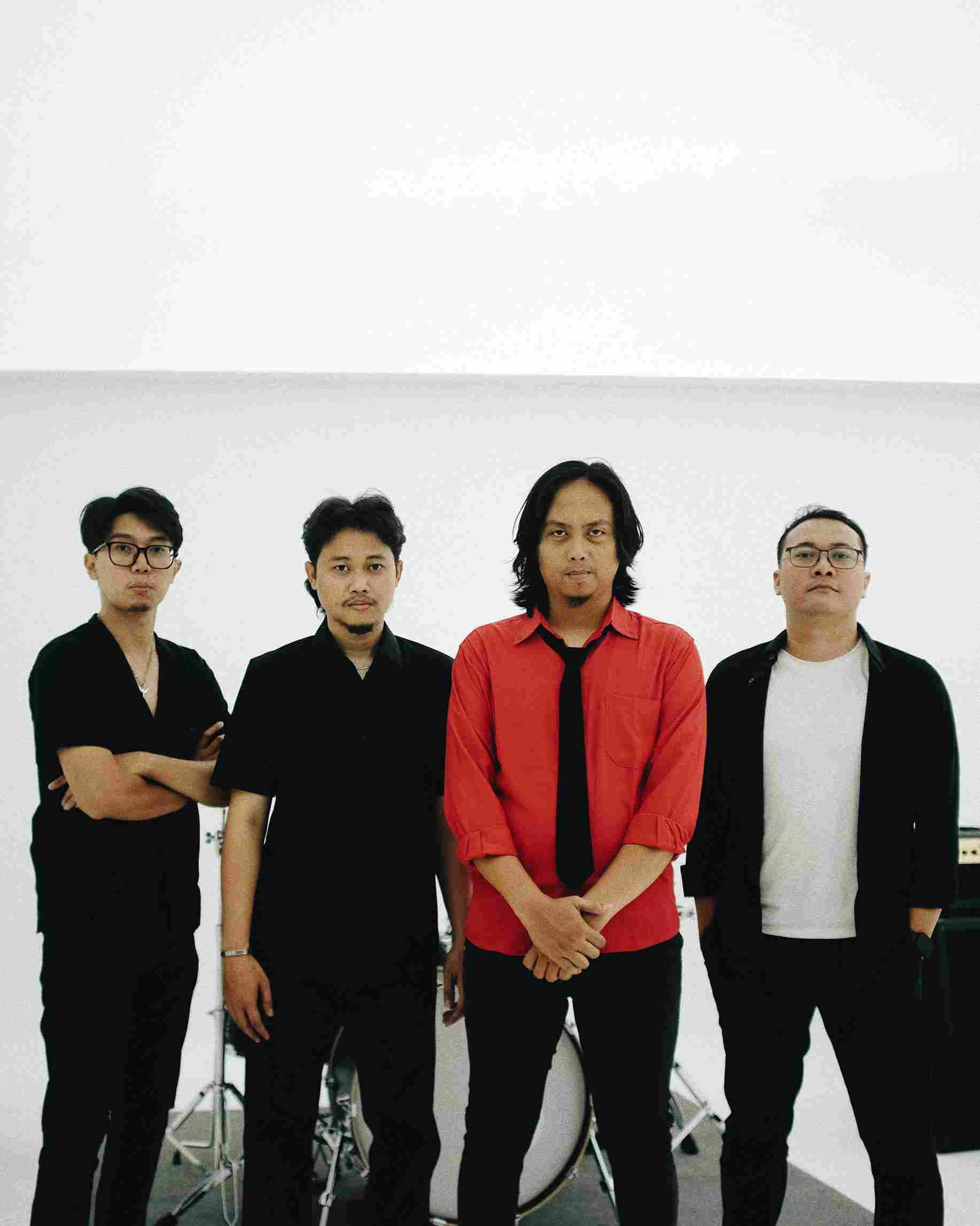 FASELIMA Tuangkan Kecurigaan dan Kemarahan pada Sistem dan Kekuasaan Lewat “Conspiracy”
